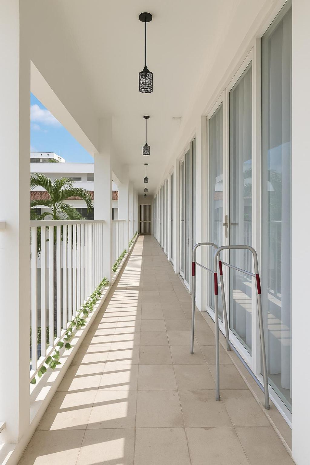 Easy Surf Camp Hotel Kuta  Exterior photo